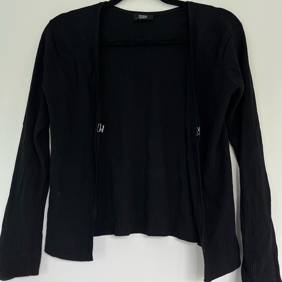 Black Cardigan Top - Picture 4 of 5